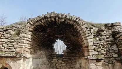 Elazığ'da bin 200 yıllık tarihi eser, zamana direniyor