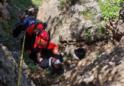 Petrol arama çalışmalarında 1 işçi uçurumdan düştü