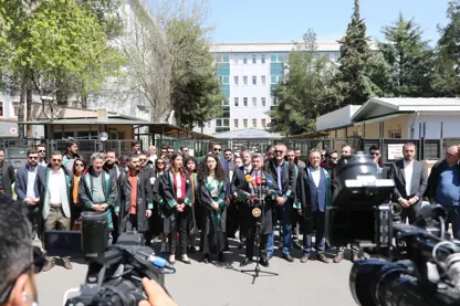 Diyarbakır Baro Başkanı Nihat Eren Avukatlar Gününde konuştu; hak ve eşitlik vurgusu yaptı