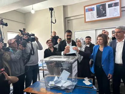 Diyarbakır’da seçim krizi sürüyor; DEM Partili Hatun Doğan ve Ayşe Serra Bucak mazbataya ne zaman ulaşacak?