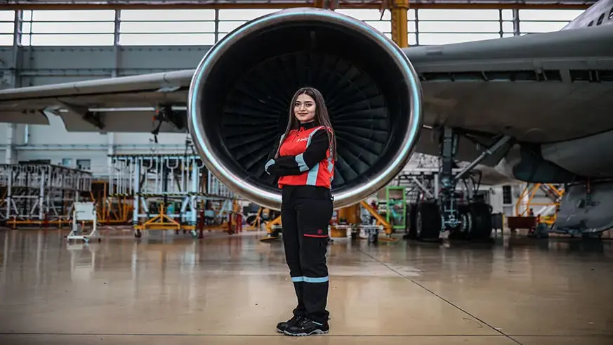Uçak teknisyeni adayı genç kızların sayısı her geçen yıl artıyor