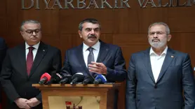 Milli Eğitim Bakanı Yusuf Tekin, Diyarbakır’da yeni müfredatla ilgili açıklamalarda bulundu