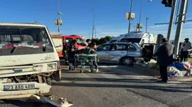 Diyarbakır’da otomobil ile pikap kavşakta çarpıştı: 4 yaralı
