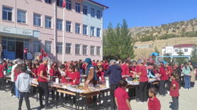 Dicle'de öğrencilerden Gazze'ye yardım etkinliği