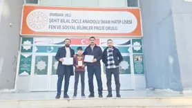 Ezan okumada İl birincisi oldu!