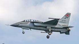 HÜRJET 3 koldan hedefe ilerliyor