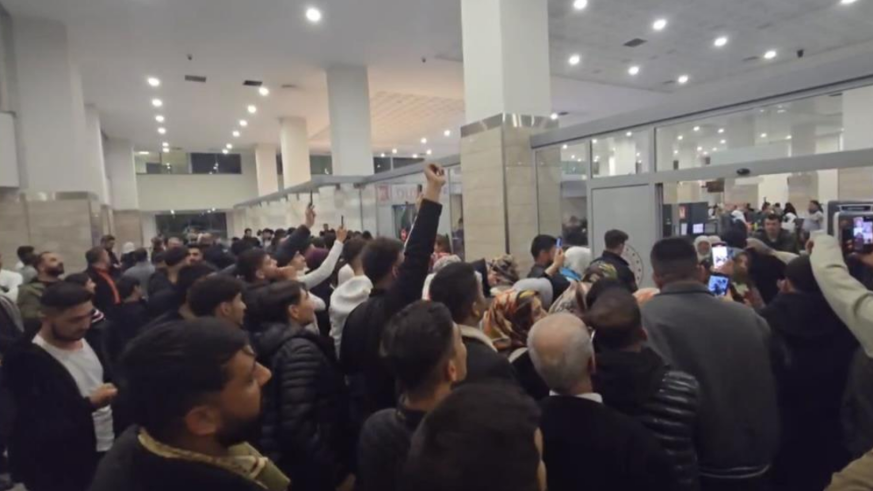 Diyarbakır'da umreye giden vatandaşlar yurda döndü