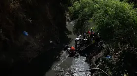 Otobüsün köprüden düşmesi sonucu 51 kişi öldü
