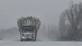 988 yerleşim yerine ulaşım sağlanamıyor