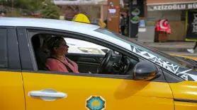 Kadın taksici mesleğiyle ön yargıları yıkmak istiyor