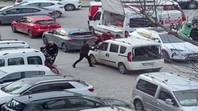 Polis merkezi önünde sopayla darp