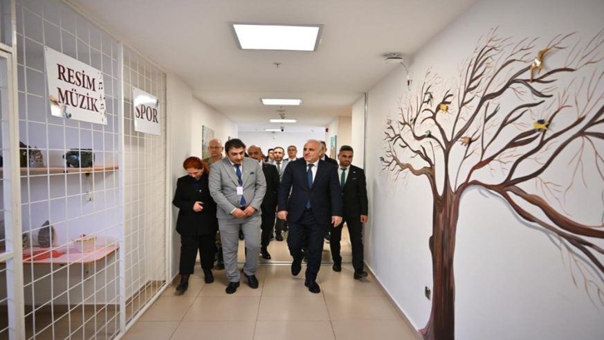 Yeşilay Rehabilitasyon Merkezi, 40 yatakla hizmet veriyor