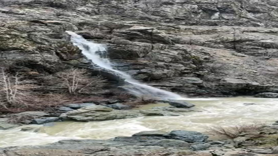 Sağanak yağışlar kuruyan şelaleleri canlandırdı