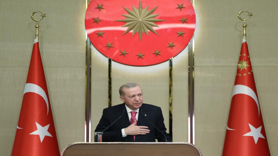 Çatışma ve gerilimden beslenenlerin aranıza nifak sokmasına müsaade etmeyin