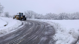 Kulp’ta kar nedeni ile kapanan yolları açılıyor