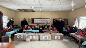 Öğrencilere kırtasiye malzemesi yardımı