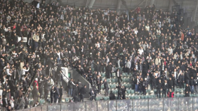 Beşiktaş tribünü karıştı