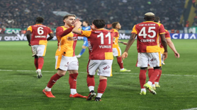 Galatasaray yenilmezlik serisini 9 maça çıkardı
